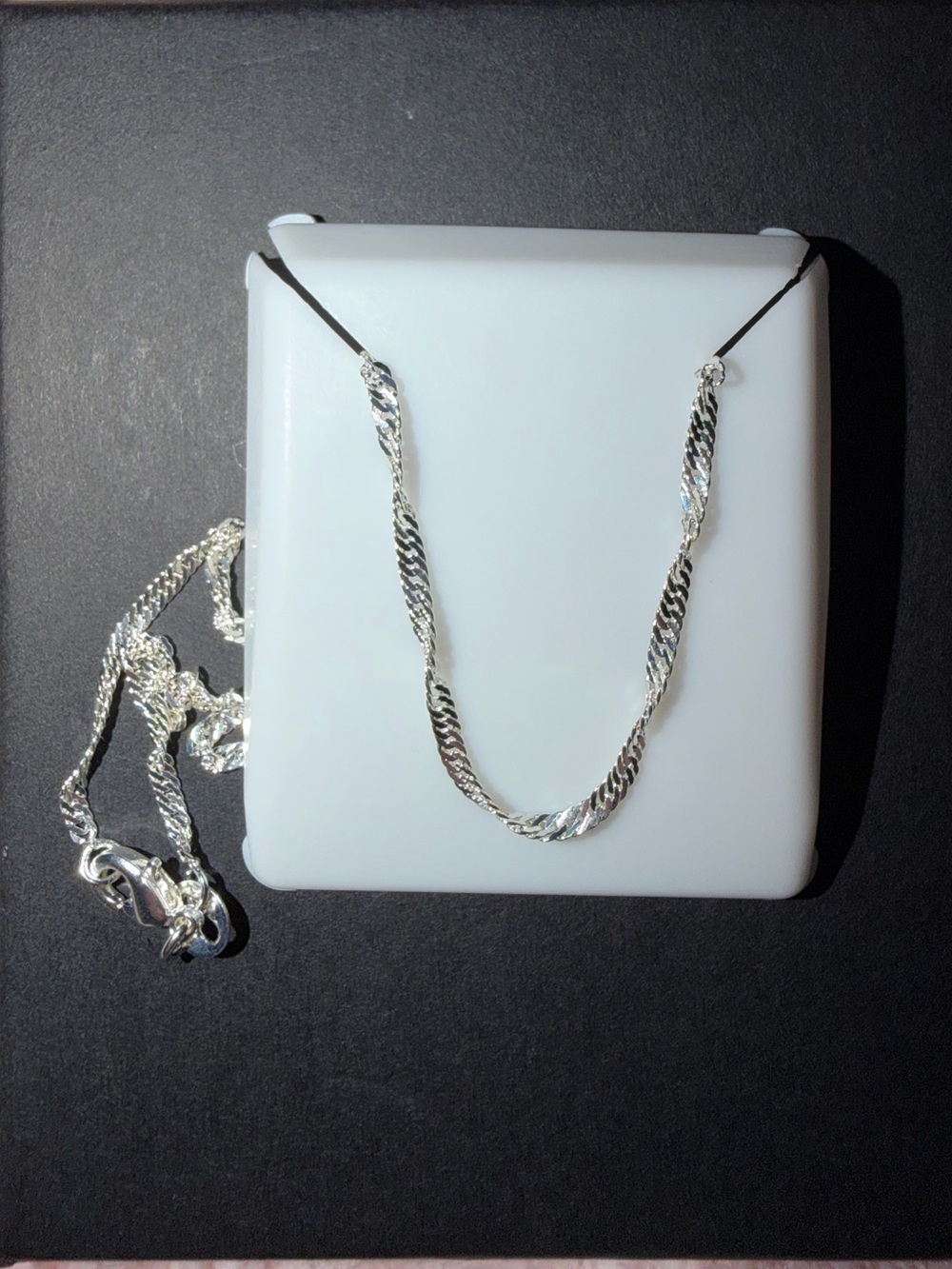 Sterling Silver Twisted Singapore Chain Necklace - 18in